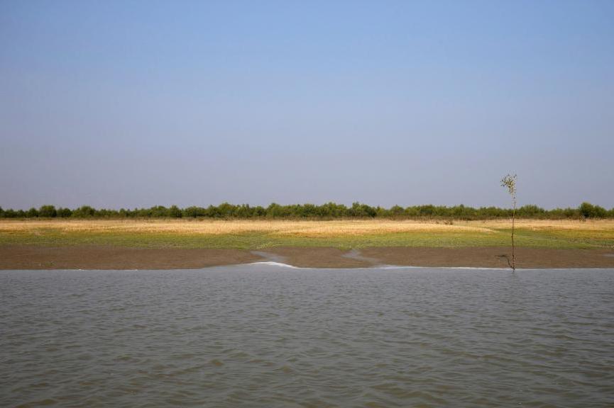 Le Bangladesh envoie les Rohingyas dans une île d&eacute;serte