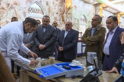 Exposition de manuscrits coraniques au mausol&eacute;e de l’Imam Hossein (as)