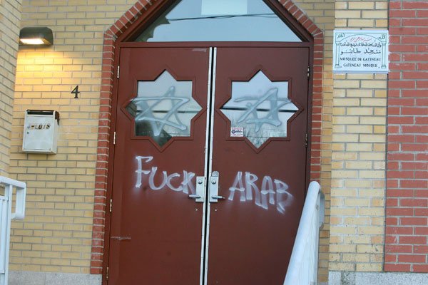 Canada : une mosqu&eacute;e et un centre islamique vandalis&eacute;s
