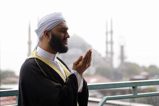 Un père palestinien et son fils, m&eacute;morisateurs du Saint Coran+photos