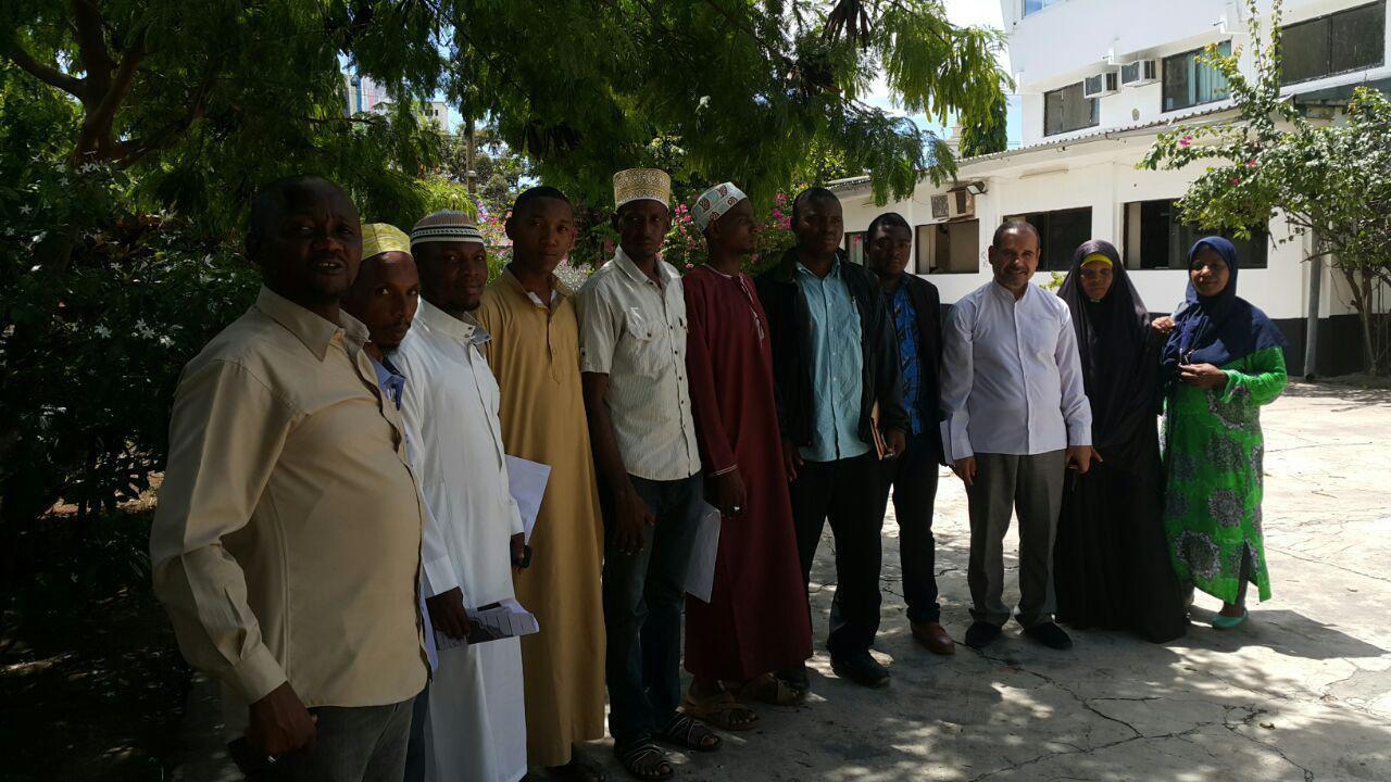 Photos des lecteurs et des m&eacute;morisateurs tanzaniens