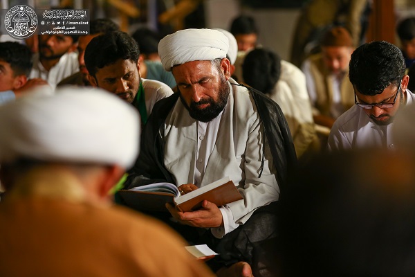 R&eacute;union de lecture coranique au Pakistan par des lecteurs irakiens