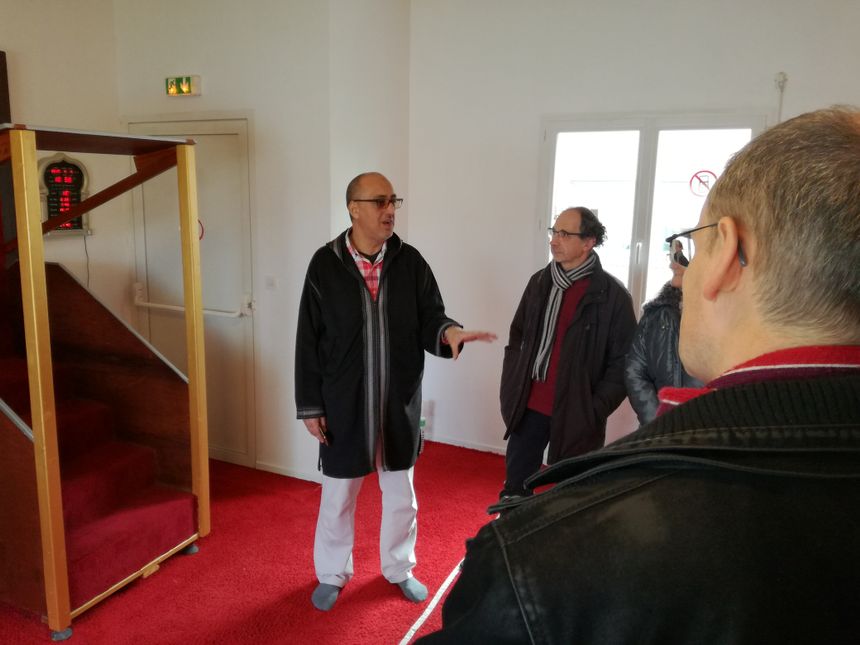 Musulmans et catholiques dialoguent à la mosqu&eacute;e de Dax