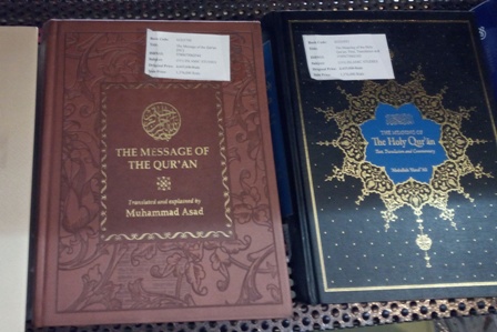 Des traductions  du Coran à la 30e Foire du livre de T&eacute;h&eacute;ran