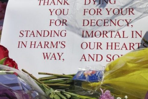 Oregon : les hommes poignard&eacute;s honor&eacute;s comme des h&eacute;ros