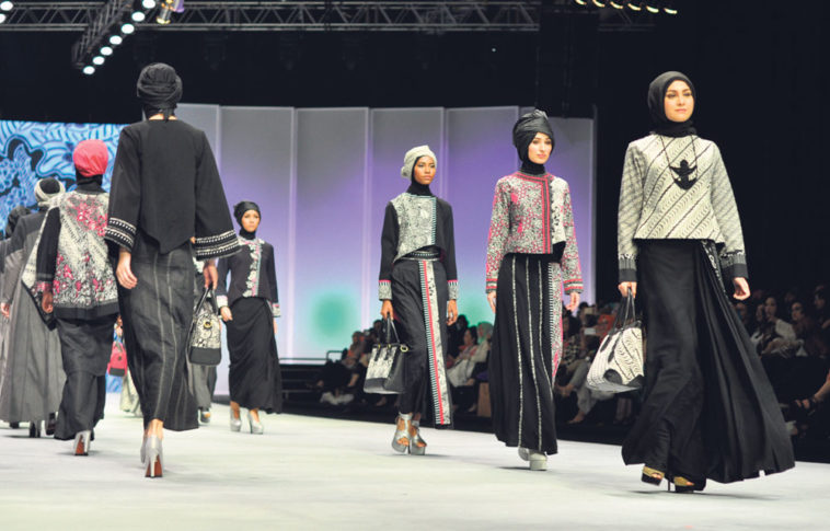 D&eacute;bat autour du hijab et la mode chez les femmes musulmanes