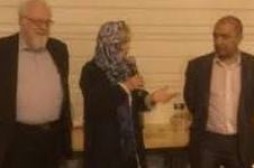 Une ex-ministre française voil&eacute;e à la mosqu&eacute;e