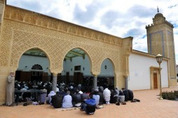 Un Français condamn&eacute; après avoir menac&eacute; de brûler une mosqu&eacute;e