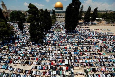 Les Palestiniens ont pri&eacute;  à Al Aqsa