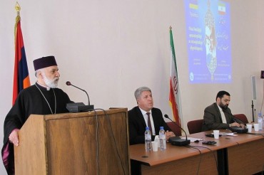 L’imam Khomeiny (s) est une personnalit&eacute; interreligieuse et internationale