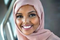 Une musulmane voil&eacute;e à la une d'Allure