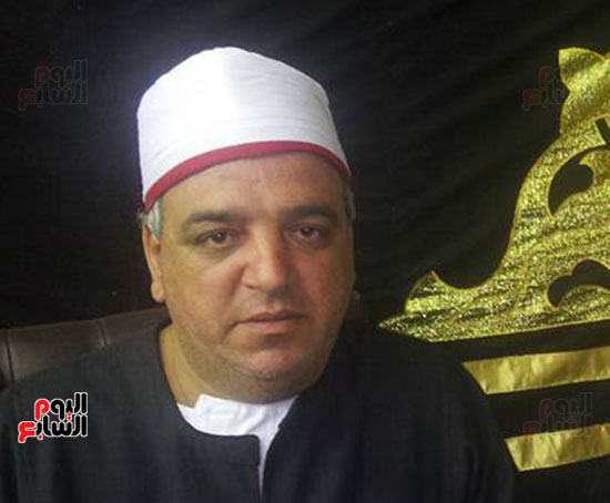 Le r&eacute;citateur et muezzin de la mosqu&eacute;e Hazrat Zaynab (SA) au Caire