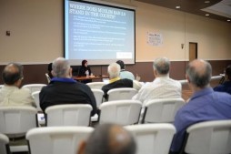R&eacute;union de commentaire du d&eacute;cret anti immigration de Trump