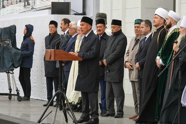 D&eacute;but de la r&eacute;union des chefs religieux de la Route de la Soie