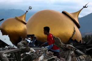 Conséquences du séisme et du tsunami en Indonésie