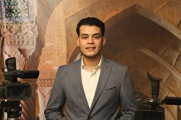 Quelques versets de la sourate Marie (sa) par Hani al-Azouni