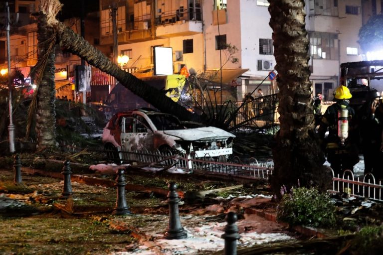 130 missiles tirés sur Tel Aviv et sa banlieue