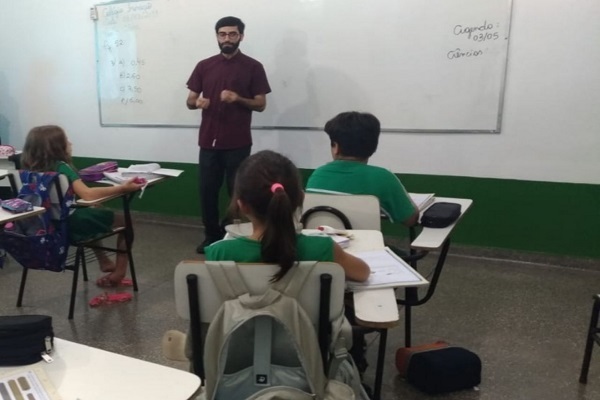 Pegadas israelenses nas escolas brasileiras