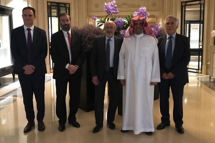 Mohammed Al-Issa avec l'&eacute;tat-major du CRIF &agrave; Paris