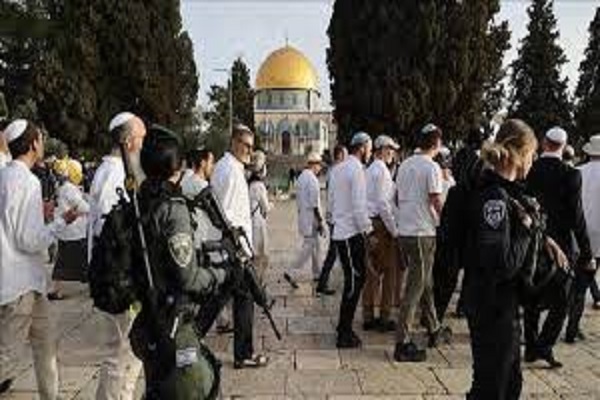 La mosquée d’Al-Aqsa profanée