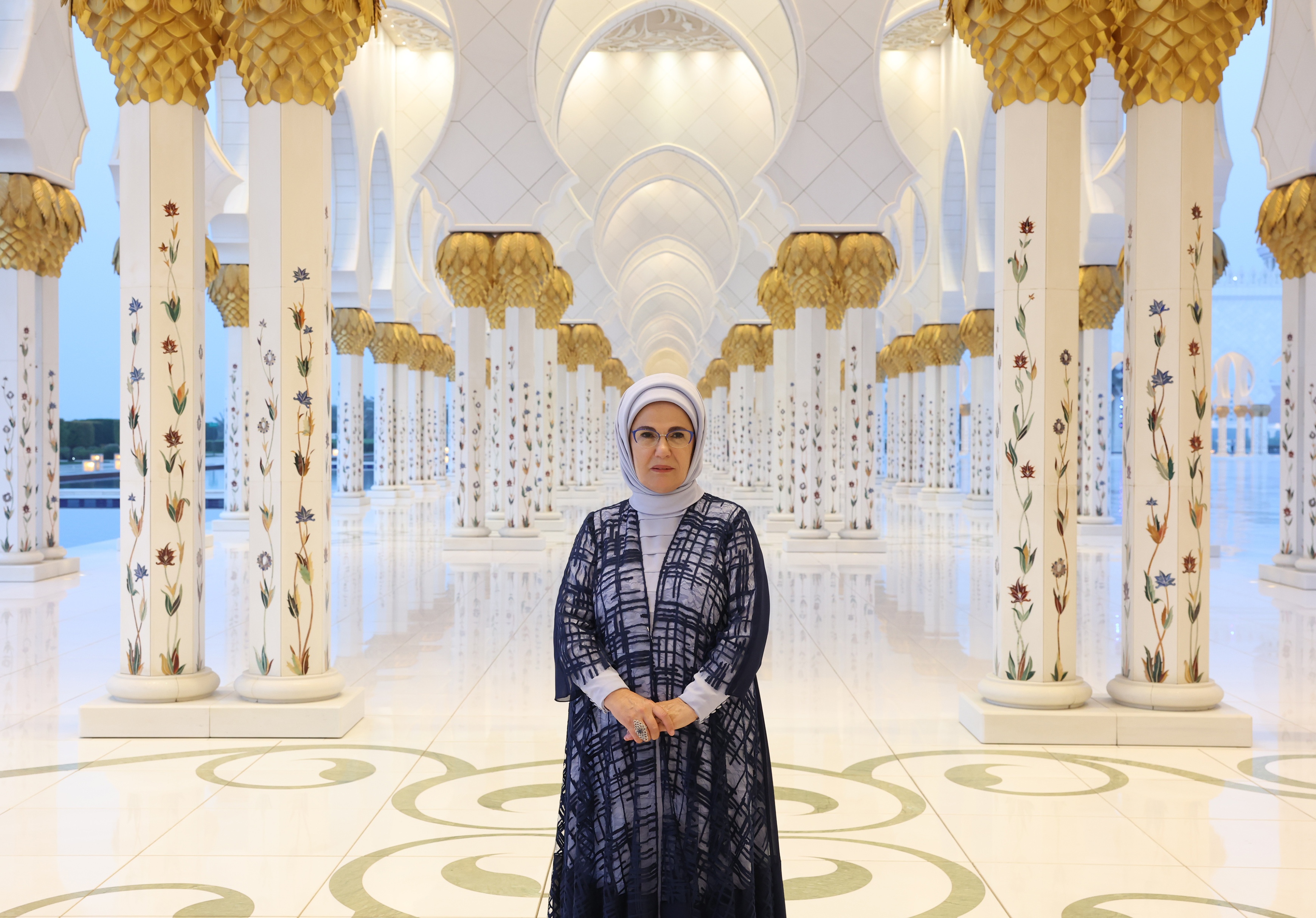 La grande mosquée Cheikh Zayed visitée par Emine Erdogan