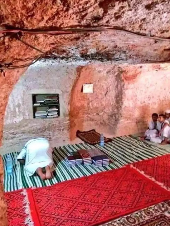 Découverte en Algérie d'une mosquée de 200 ans