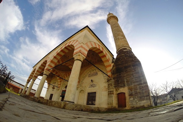 Les mosquées du Kosovo, symboles de la beauté architecturale