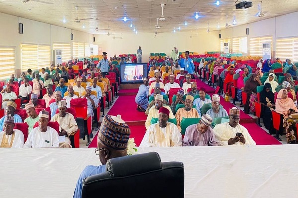Nigeria : une mosquée s'effondre en pleine prière le vendredi