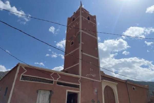 La création d'une classe coranique pour les enfants marocains sur les décombres du récent séisme + vidéo