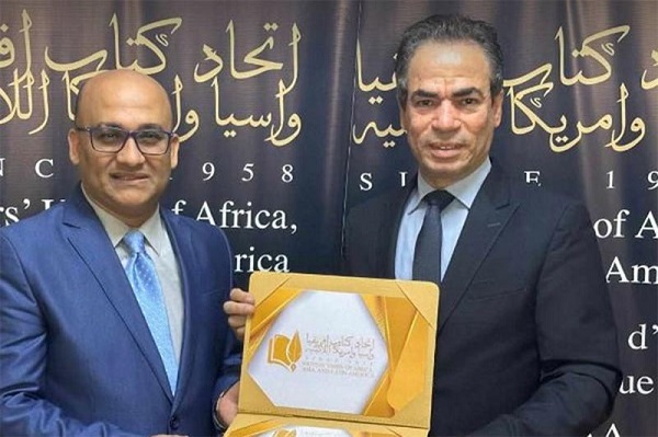 Imam Hassan Al-Attar honoré pour son oeuvre littéraire et islamique