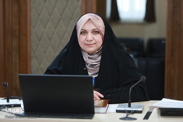 Noor Nizamuddin Najmuddin Al-Hassani, arbitre irakienne dans la catégorie de récitation