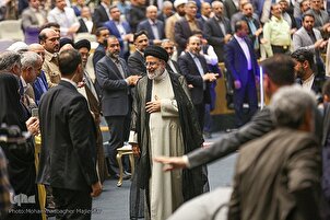 Kaddamar da kyautar Mustafa karo na 5 a Isfahan