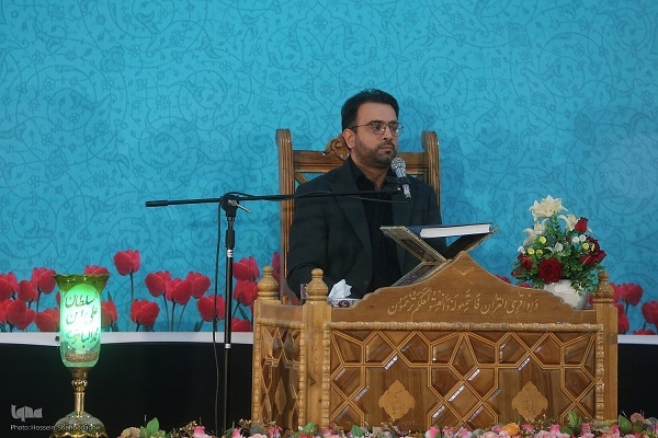 Karatun ayoyi daga cikin suratul Qassas da muryar Qasim Moghadami