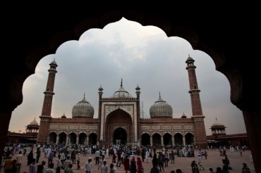 ईरानी विचारकों की मौजूदगी के साथ संवाद 