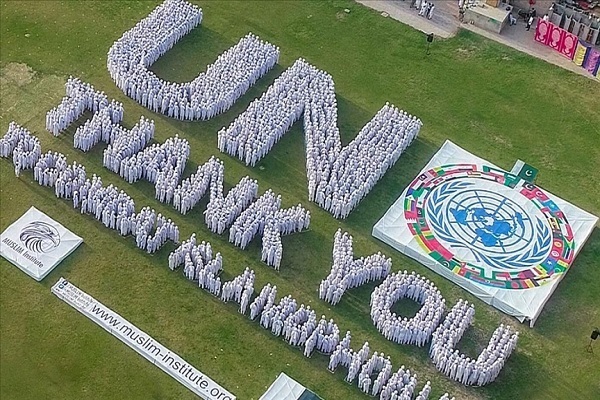 संयुक्त राष्ट्र, नस्लीय विविधता का जश्न मनाने से लेकर इस्लामोफोबिया से लड़ने तक + फिल्म