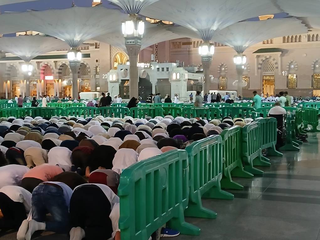 इकना की विशेष/हज 1445 के दौरान मस्जिद अल-नबी (स.अ.व.) का माहौल + वीडियो और तस्वीरें