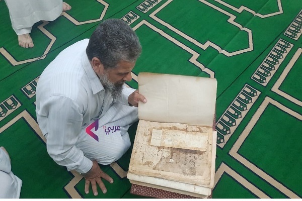 मिस्र में दीहातियों ने की दुर्लभ हस्तलिखित कुरान की सुरक्षा + वीडियो और तस्वीरें