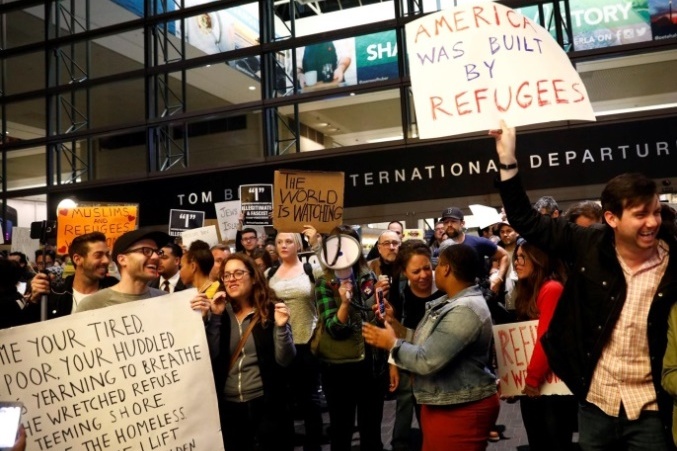 Krisis di Sejumlah Bandara Amerika Menurut Narasi Visual