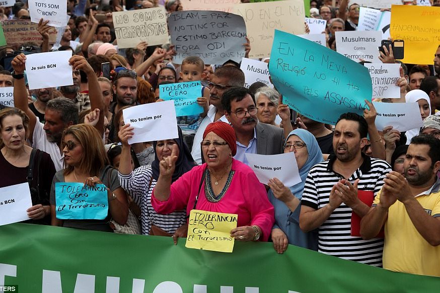 Muslim Spanyol Sekali Lagi Melakukan Demo dalam Mengecam Terorisme