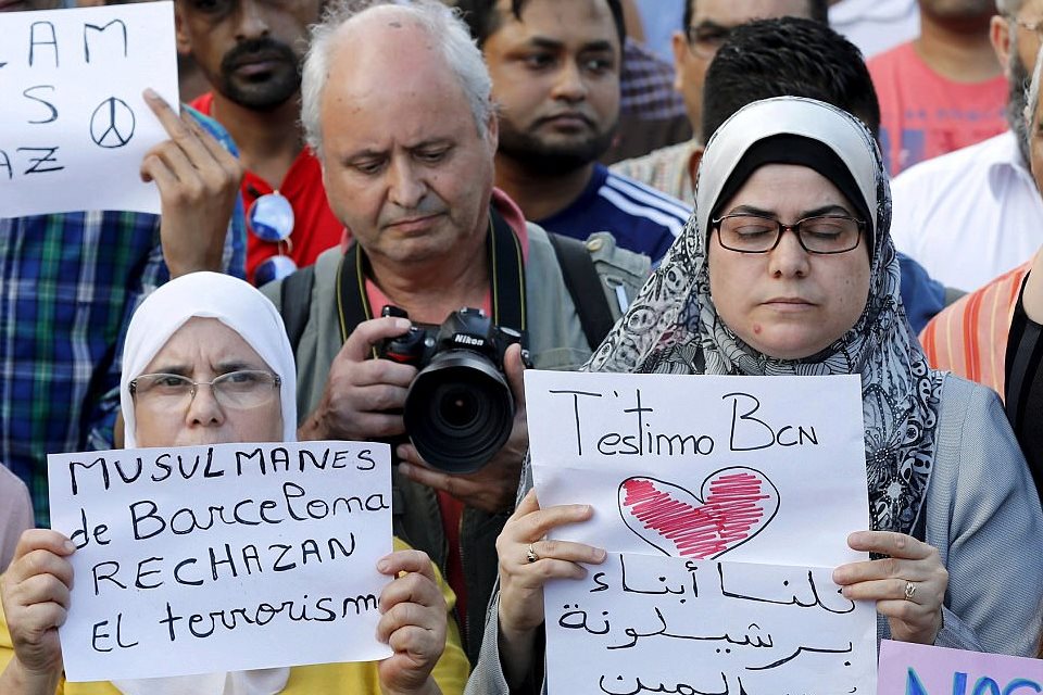 Muslim Spanyol Sekali Lagi Melakukan Demo dalam Mengecam Terorisme