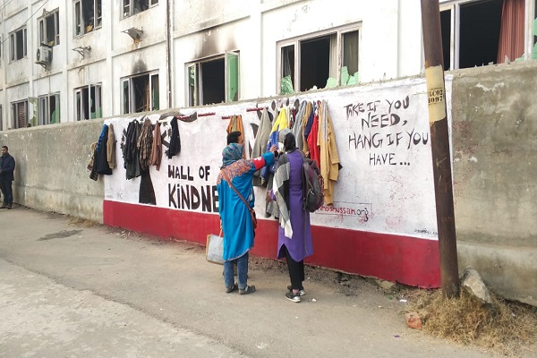 Tembok Kasih Sayang Setelah Iran dan China, di Kashmir