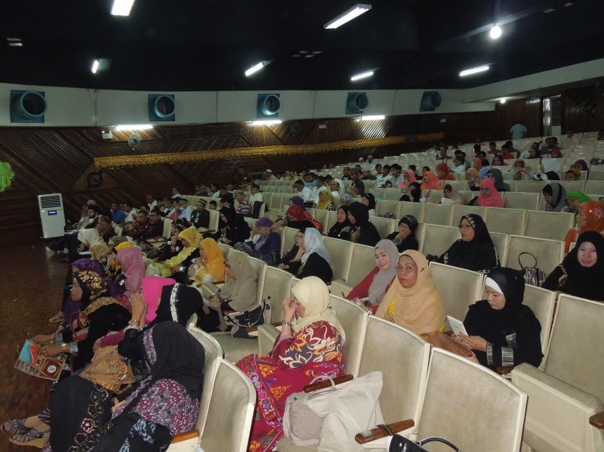 Peran Penting Iran dalam Musabaqoh Alquran Filipina/ Terjemahan Saffarzadeh, Hadiah Terbaik