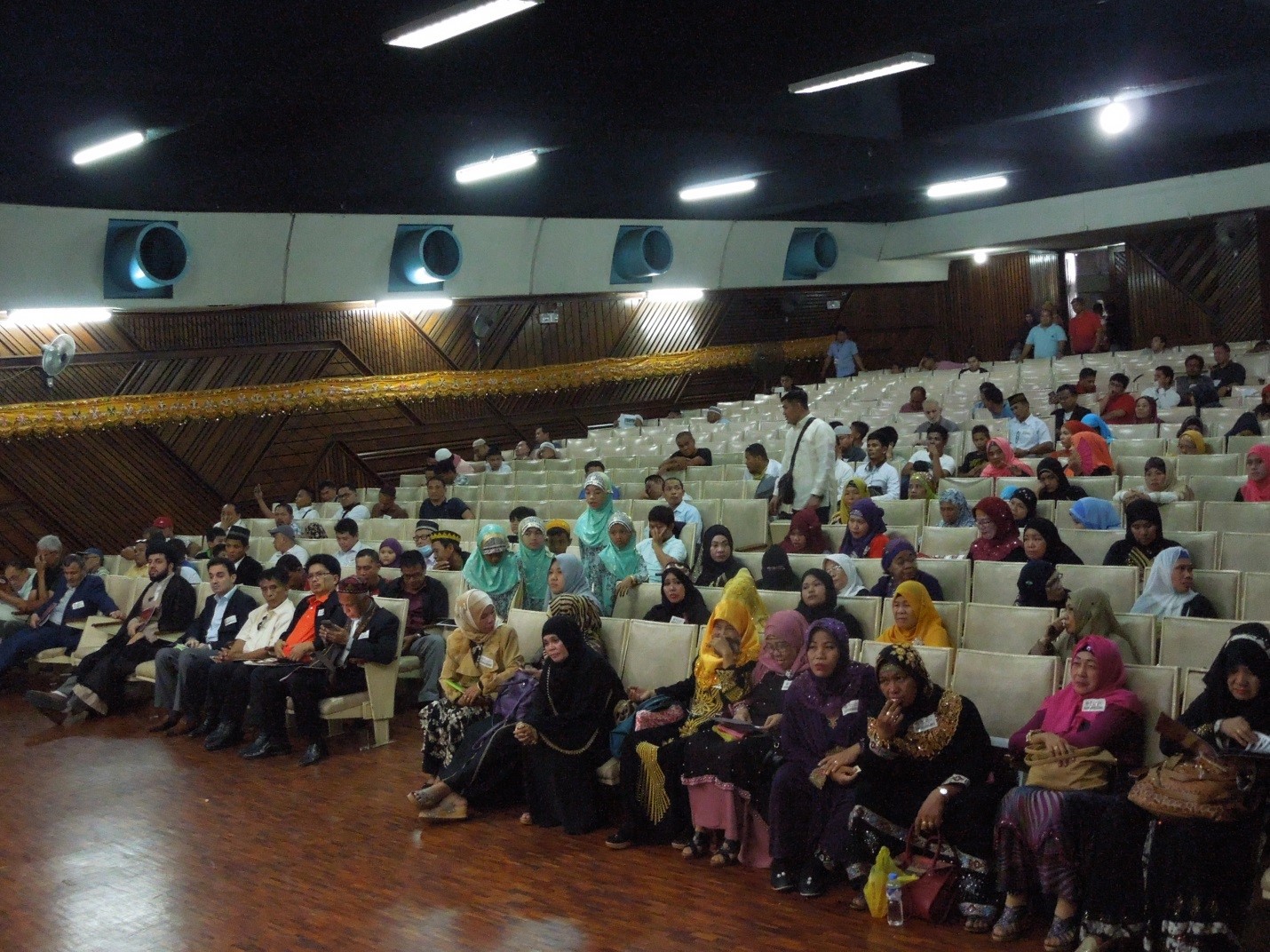 Peran Penting Iran dalam Musabaqoh Alquran Filipina/ Terjemahan Saffarzadeh, Hadiah Terbaik