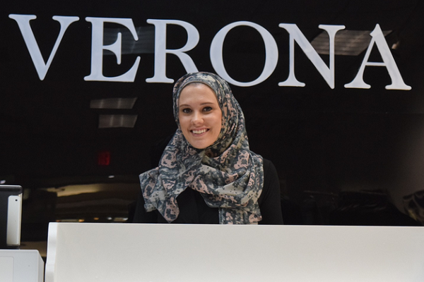 Verona, Merek Dunia Busana Muslim di Amerika