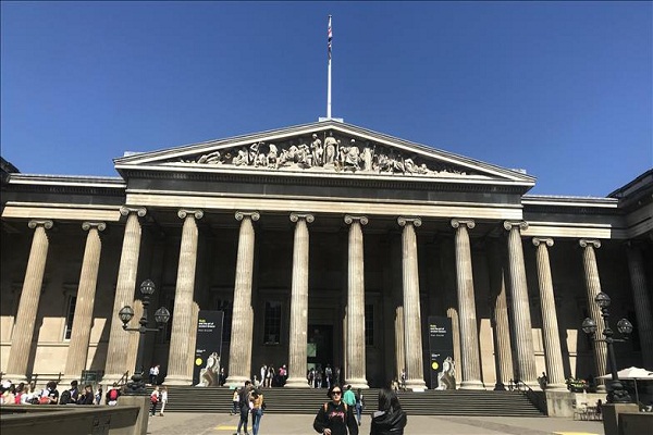 Pameran Karya Seni dan Histori Negara-Negara Islam di Britania
