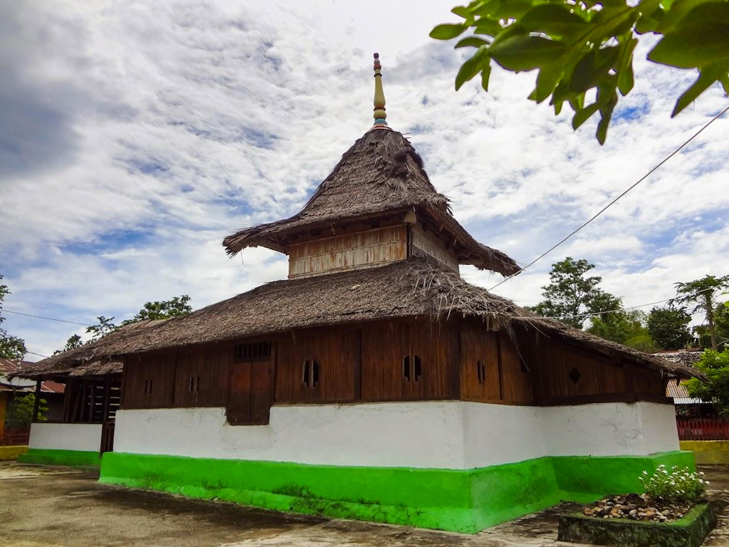 Empat Masjid Tertua di Indonesia