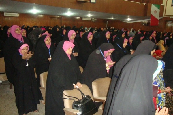 Hari Ibu di Pakistan, dari Tawassul Ahlusunah sampai Penyelenggaraan Jamuan Fatimiyah