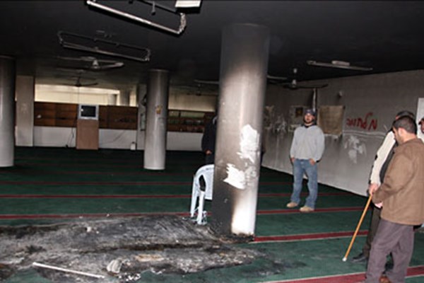 Masjid Tepi Barat Dibakar oleh Zionis