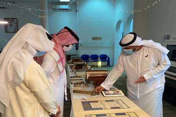 Pameran 40 Manuskrip Alquran dalam Pameran Sharjah Emirat