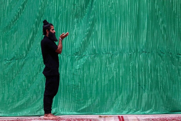 Galeri/ Suasana Orang-Orang Berpuasa Irak di al-Hillah